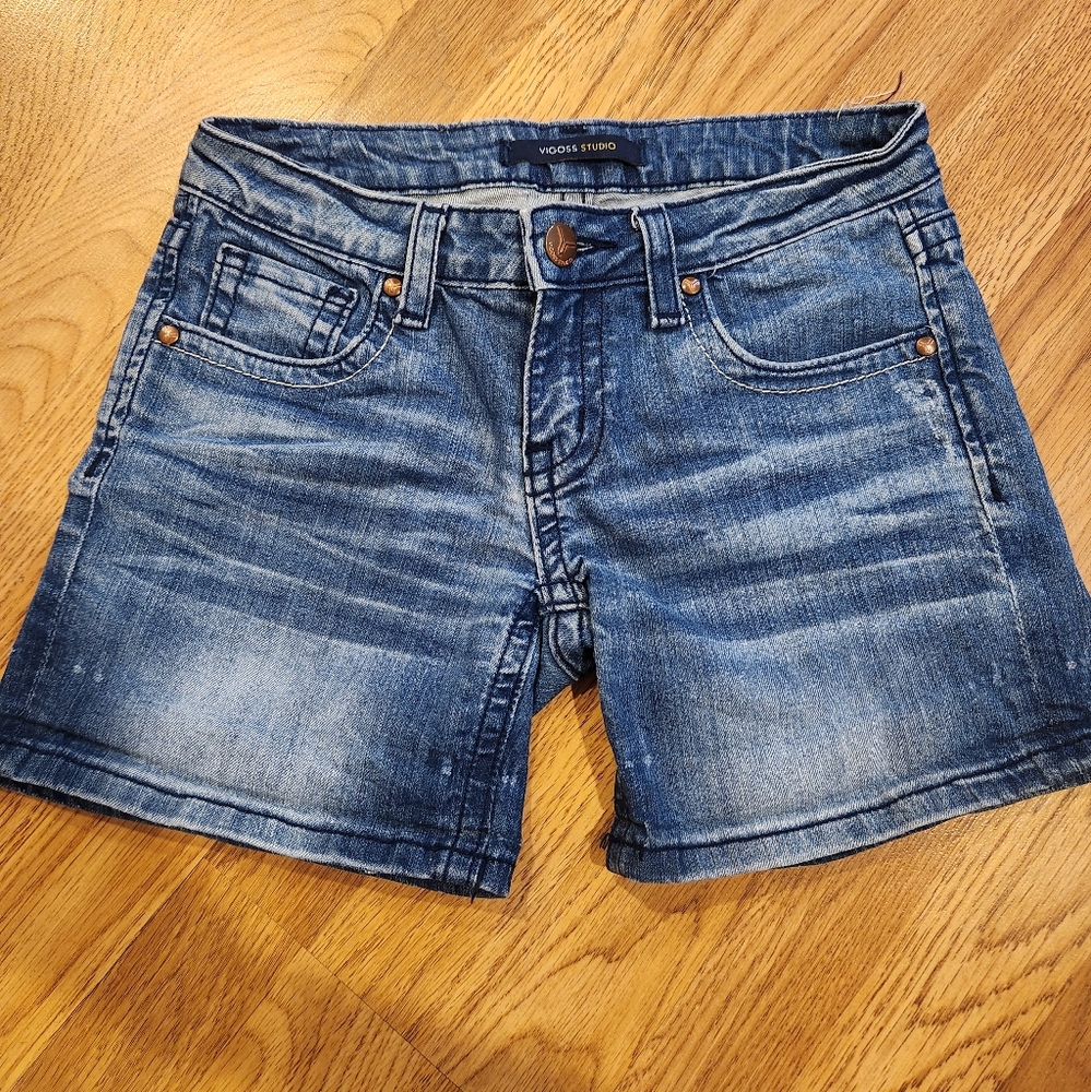 Vigoss Studio Short size 0/25
